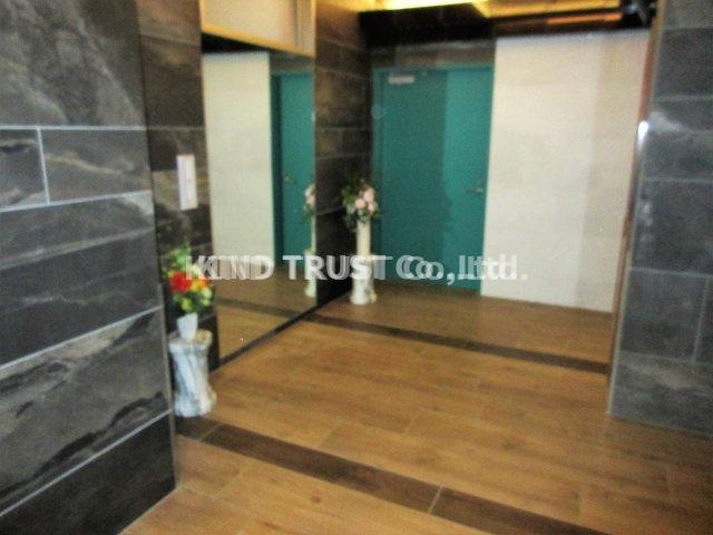 ジュームナンモリのロビー|ゆとりのあるロビーです