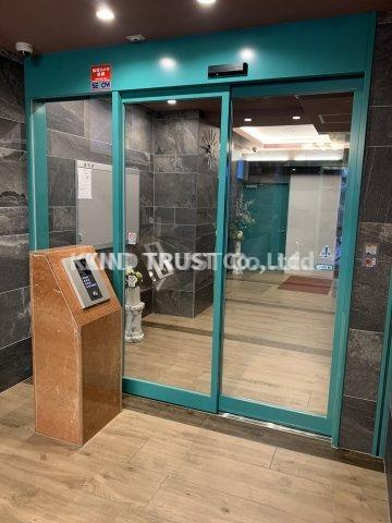 ジュームナンモリのエントランス|ゆとりのあるエントランスです