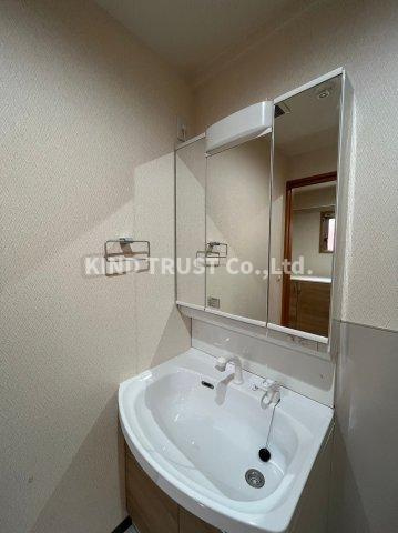 ジュームナンモリの洗面所|コンパクトで使いやすい洗面所