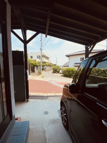 城南区友丘5丁目　戸建ての駐車場