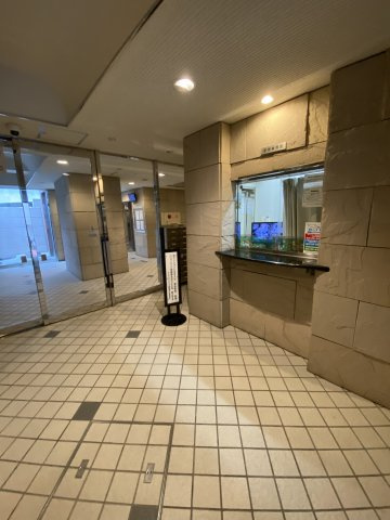 ライオンズマンション南福岡中央のエントランス