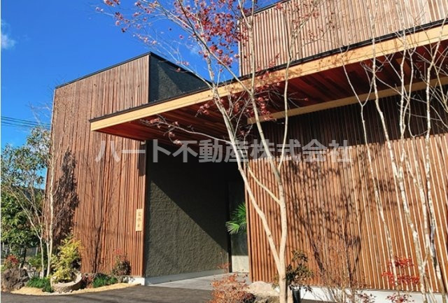 粒江店舗の外観