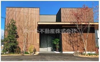 粒江店舗の外観