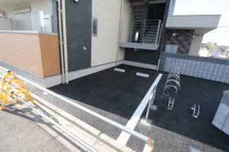 【駐車場】