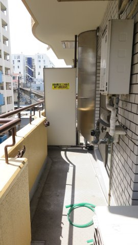 丸栄マンション幸町のバルコニー