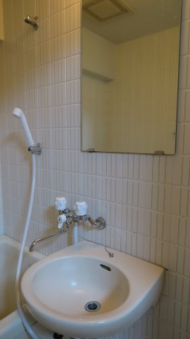 丸栄マンション幸町の洗面所