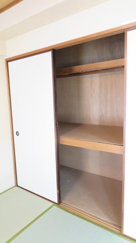 丸栄マンション幸町の収納