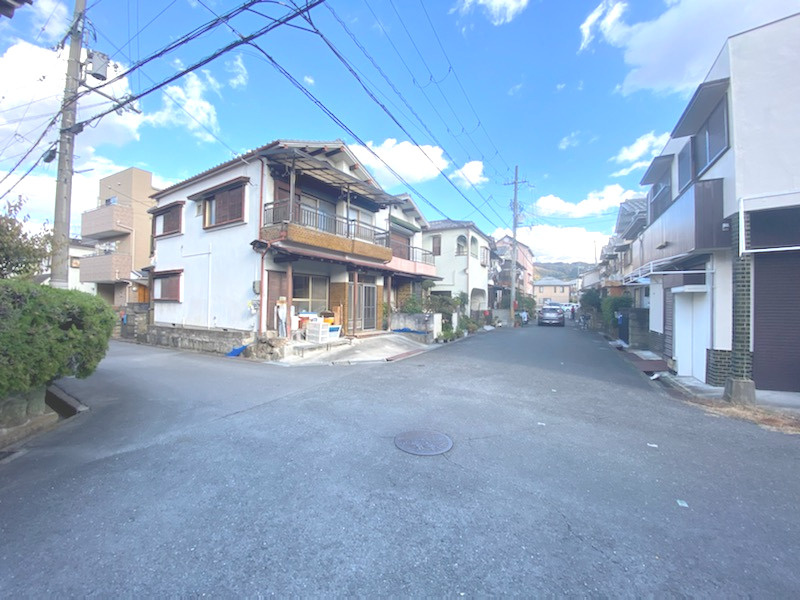 サン・タウン深野北の前面道路含む現地写真|■南向きで日当たり良好ですよ♪♪
