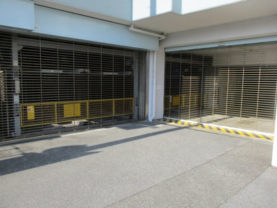 【駐車場】 | プルミエール明石ウエスト | 敷地内駐車場。