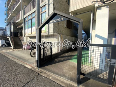 【エントランス】 | ダイヤモンドパレス