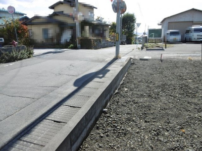 【前面道路含む現地写真】 | 甲大工町土地