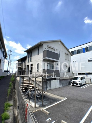  | アルヴィータ上地
