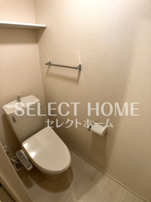 【トイレ】 | アルヴィータ上地 | 清潔感のあるトイレです