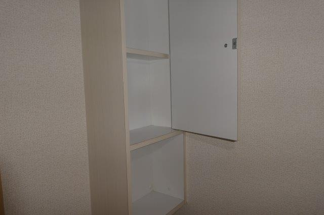 アルカンシエルのトイレ|トイレ棚
