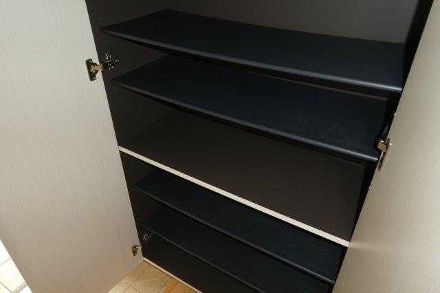 アルカンシエルの内装|シューズボックス