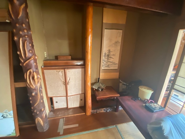 都城市広原町の中古一戸建の和室