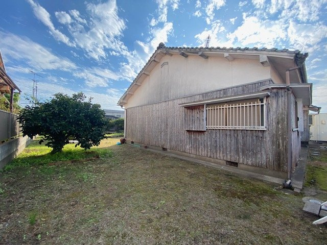 都城市広原町の中古一戸建の庭