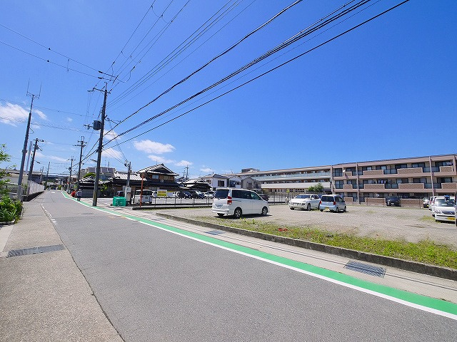 今井モータープールの駐車場