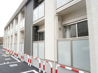 【バルコニー】 | アムールⅢ | 防犯シャッター付きです