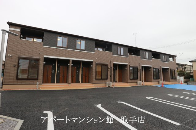 ソレイユルナの外観