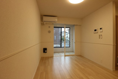 【居間・リビング】 | ソレイユルナ