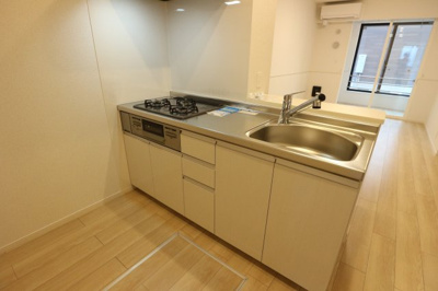 【キッチン】 | ソレイユルナ