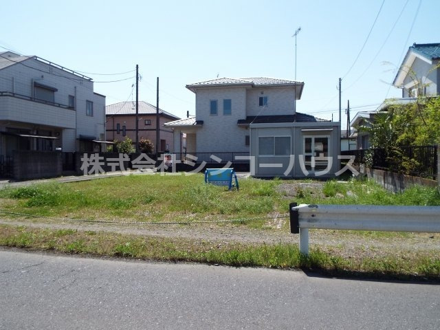 【外観】 | 加須市旗井 土地 | 既存建物：鉄骨造亜鉛メッキ鋼板ぶき平家建・24.57平米・事務所・平成18年4月築。