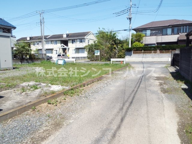 【前面道路含む現地写真】 | 加須市旗井 土地 | 南東側位置指定道路は北埼玉郡大利根町（村）所有位置指定道路です。