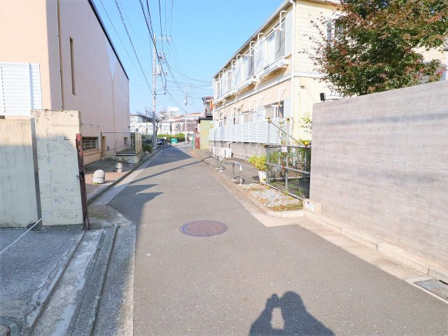 売地　（磯子区馬場町）の前面道路含む現地写真|前面道路含む現地写真です 現地（2021年11月）撮影