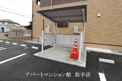 【駐車場】 | ソレイユルナ