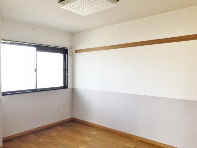 グランドールの洋室