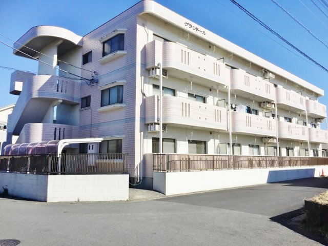 グランドールの外観