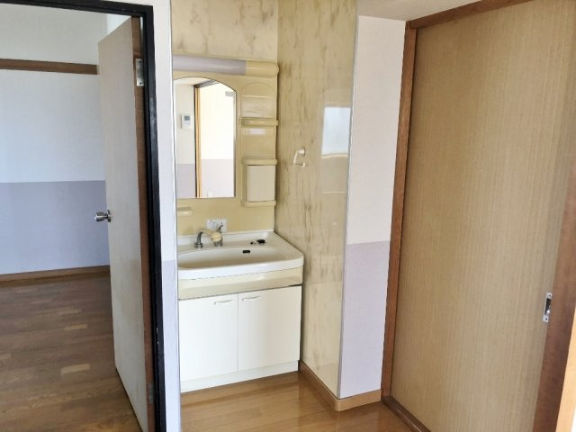 グランドールの独立洗面台