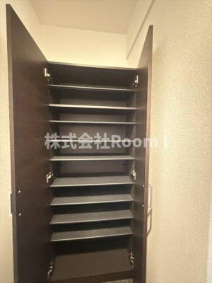 【玄関】 | インテリジェンス御堂 | 毎日通る玄関はこちらです