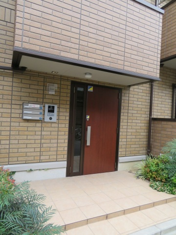 ボヌールＫのエントランス