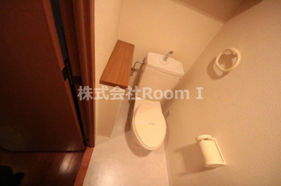 【トイレ】 | ディナスティ清水谷Ⅲ | コンパクトで使いやすいトイレです