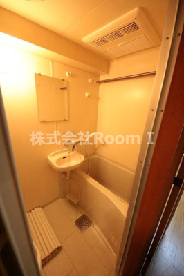 【浴室】 | ディナスティ清水谷Ⅲ | コンパクトで使いやすいお風呂です