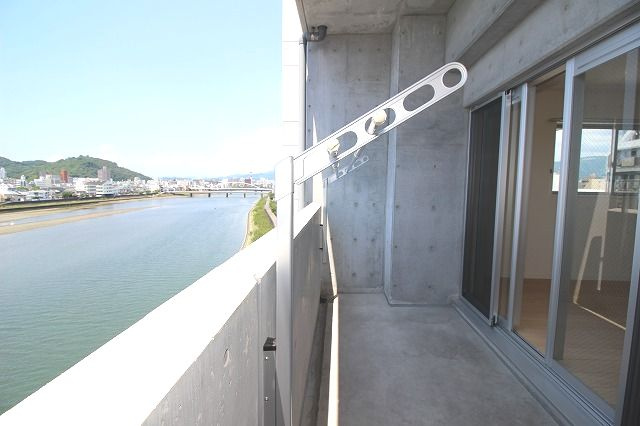 calm.esⅡのバルコニー
