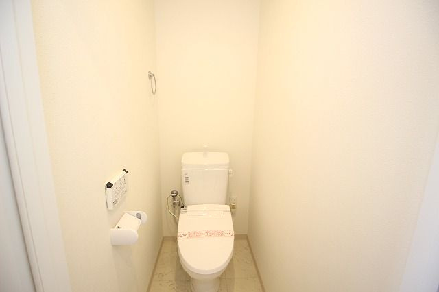 calm.esⅡのトイレ|※内装が若干異なる場合がございます