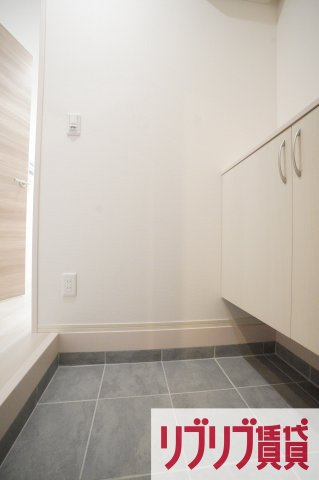 イーグルワンの玄関