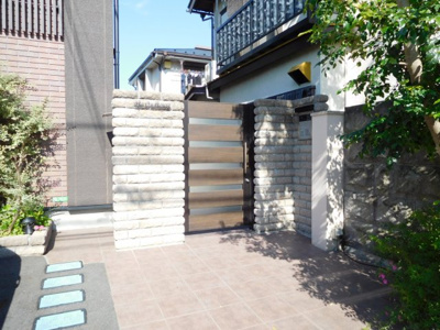 【エントランス】 | The Owl House