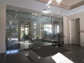 【エントランス】