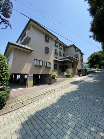 ファミリオン御所の外観|ファミリオン御所（1K）　外観