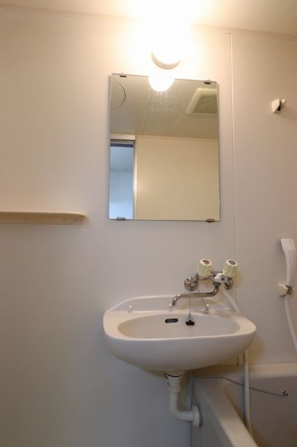 ジョイフル大川筋の洗面所|広い洗面スペース
※反転の場合あり