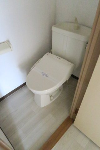 第13新英マンションのトイレ