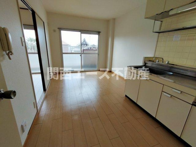 【居間・リビング】 | ビューテラス畷A棟