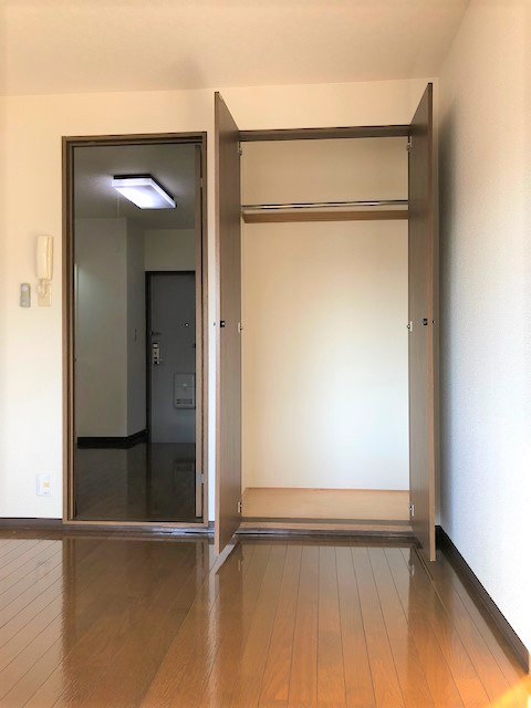 ベルメゾン一須賀Ⅱ号館の収納