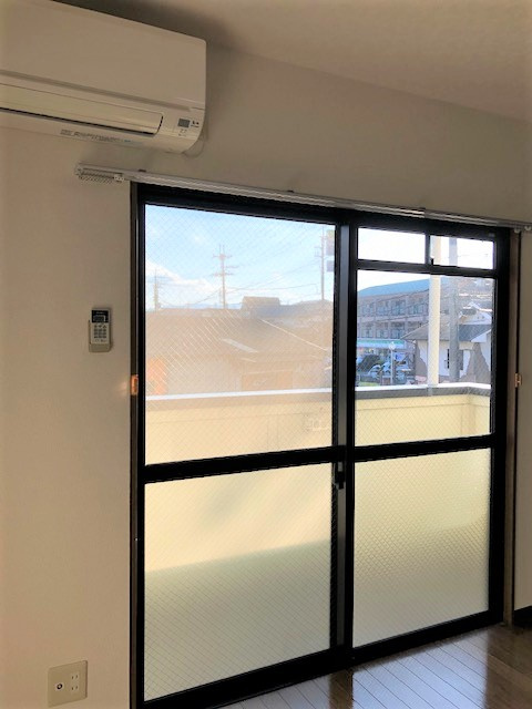 ベルメゾン一須賀Ⅱ号館のバルコニー|南向きベランダ