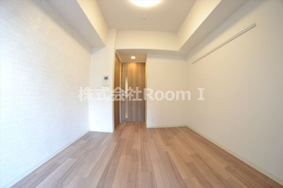 【居間・リビング】 | プレサンス堺筋本町駅前シェル | ゆったり過ごせる居間です