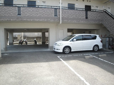 【駐車場】 | リビエール天山・